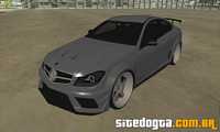 Mercedes-Benz C63 AMG Black Edition para GTA San Andreas