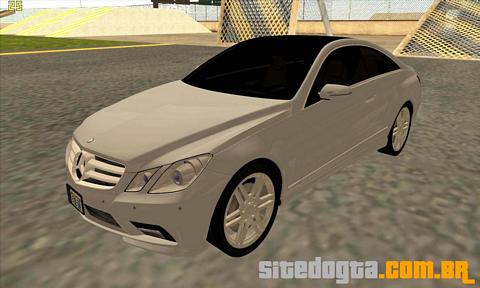 Mercedes-Benz E500 Coupe para GTA San Andreas