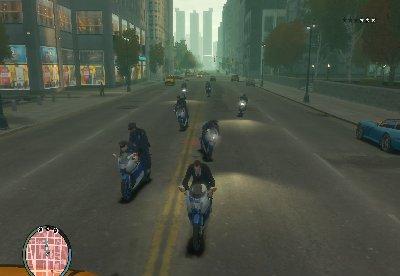 Policiais em motos